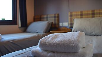 Linnhe Lochside Holidays