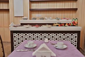 Queens Land Istanbul