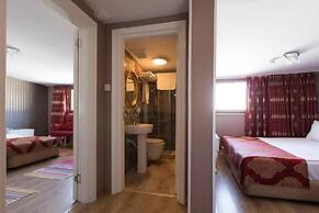 Queens Land Istanbul