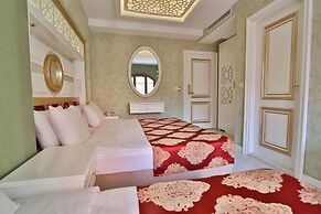 Queens Land Istanbul