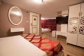 Queens Land Istanbul