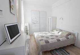 ApartLux Profsoyznaya 24