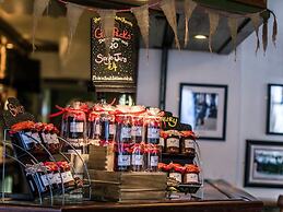 Mc Kevitts Village Hotel