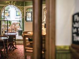 Mc Kevitts Village Hotel