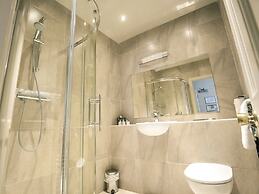 Mc Kevitts Village Hotel