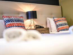 Mc Kevitts Village Hotel