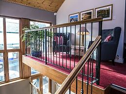 Mc Kevitts Village Hotel