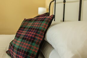 Armadale Castle Cabins