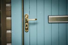 Armadale Castle Cabins