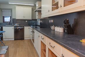 Armadale Castle Cabins