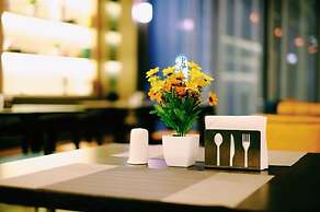 Atour Hotel Pudong Airport