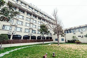 Atour Hotel Pudong Airport