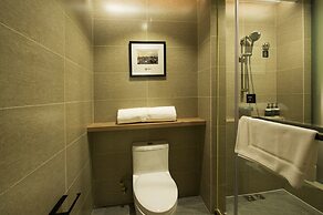 Atour Hotel Pudong Airport