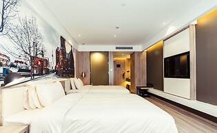 Atour Hotel Pudong Airport