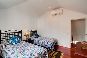 Sao Miguel by Apartments Alfama