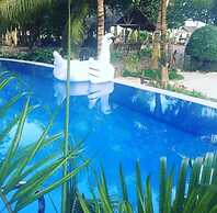 The Whitehouse by the Sea