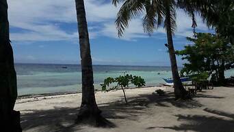 The Whitehouse by the Sea