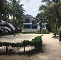 The Whitehouse by the Sea