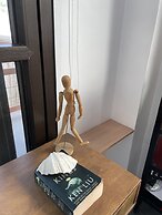 The Whitehouse by the Sea