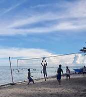 The Whitehouse by the Sea