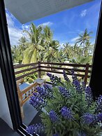 The Whitehouse by the Sea