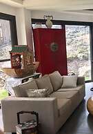 The Whitehouse by the Sea