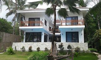 The Whitehouse by the Sea