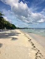 The Whitehouse by the Sea