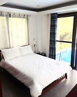 The Whitehouse by the Sea