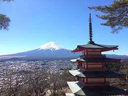 Forest Resort Cosmos