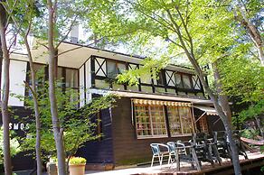 Forest Resort Cosmos