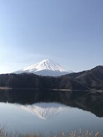 Forest Resort Cosmos