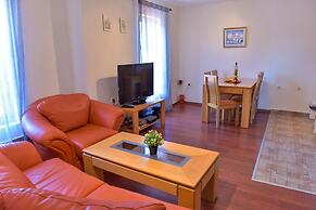 Bojur & Bojurland Apartment Complex