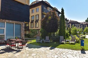 Bojur & Bojurland Apartment Complex