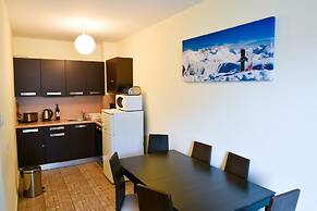 Bojur & Bojurland Apartment Complex