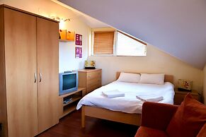 Bojur & Bojurland Apartment Complex