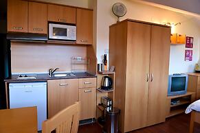 Bojur & Bojurland Apartment Complex