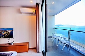 Holi Beach Apartments