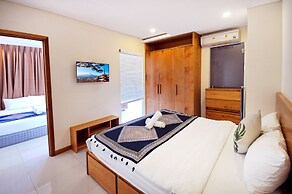 Holi Beach Apartments