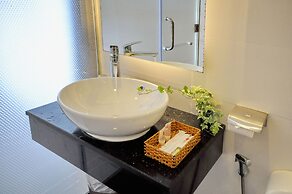 Holi Beach Apartments