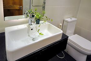 Holi Beach Apartments