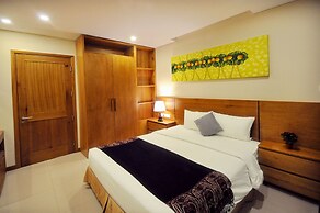 Holi Beach Apartments