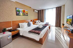 Holi Beach Apartments