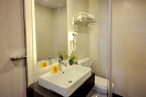 Holi Beach Apartments