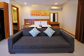 Holi Beach Apartments