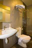 Prince 33 Hotel