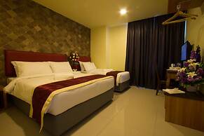 Prince 33 Hotel
