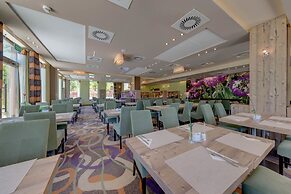 Mineral Hotel Malinowy Raj