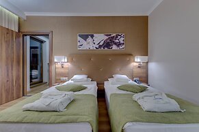 Mineral Hotel Malinowy Raj