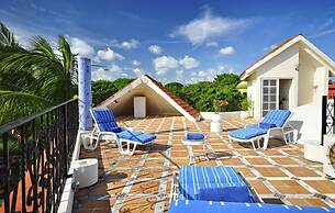 Villa Sand Castle by PRP